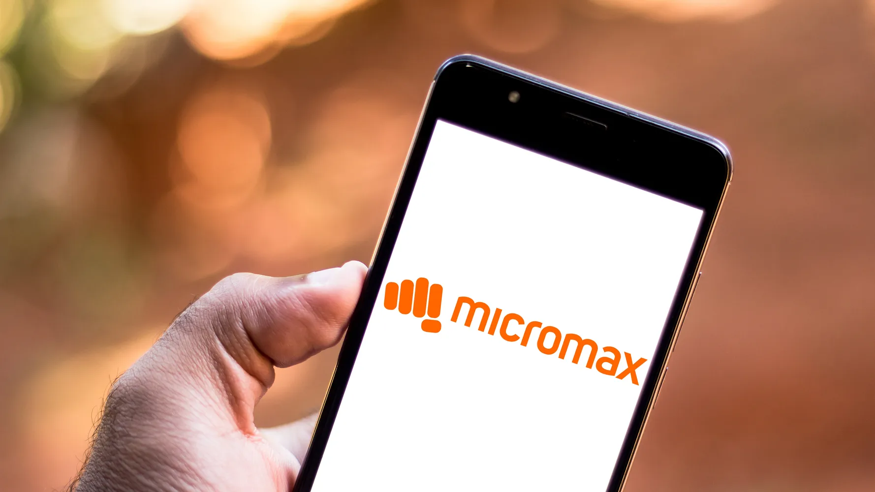 Timeline illustration of Micromax smartphones showing the brand's rise and fall in India's mobile market